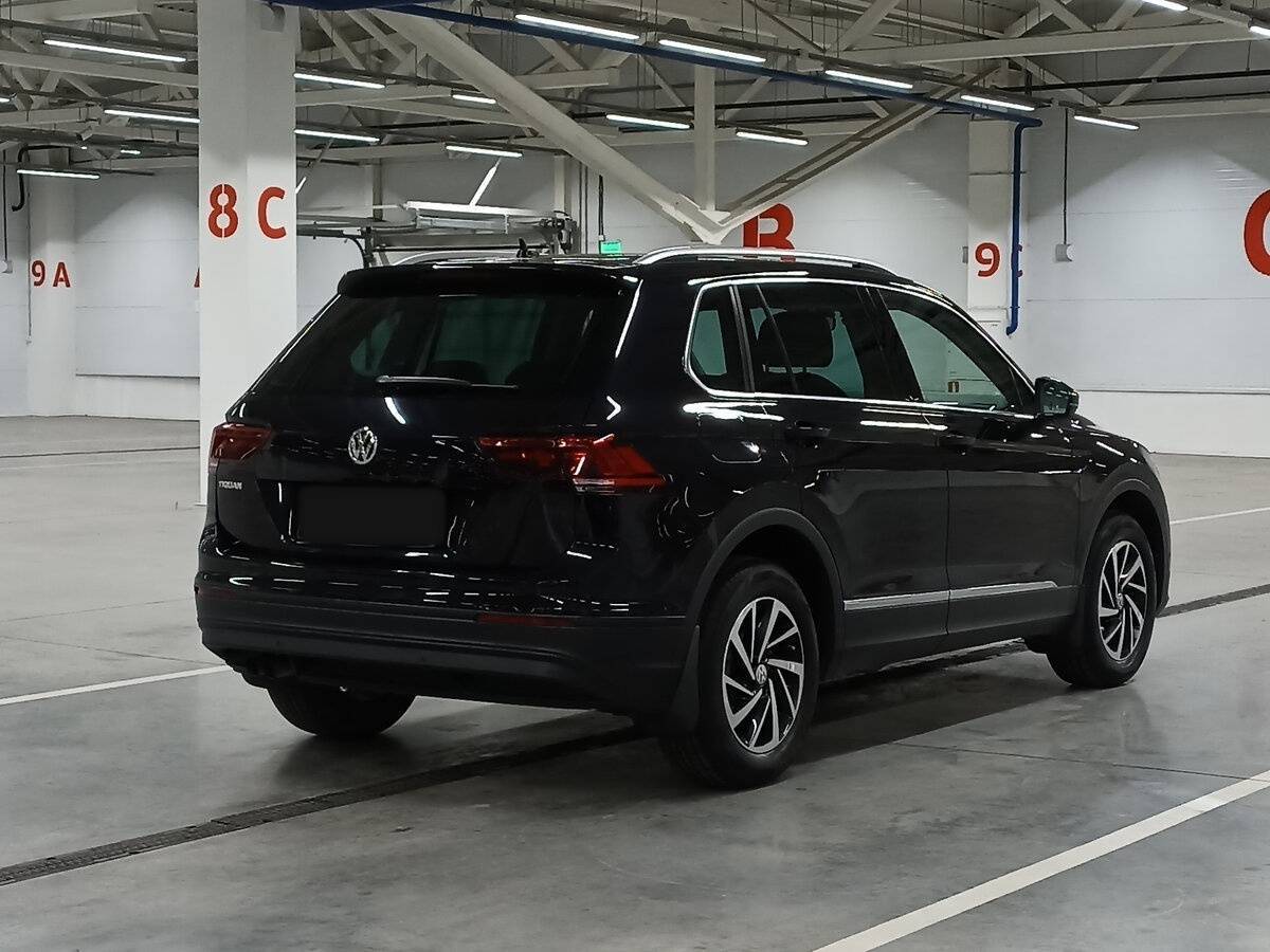 Купить Volkswagen Tiguan, 2018, 77 603 км.. Фото: #4