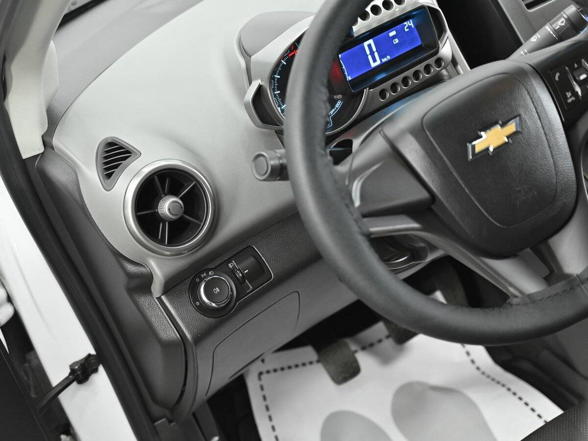 Купить Chevrolet Aveo, 2012, 138 000 км.. Фото: #6