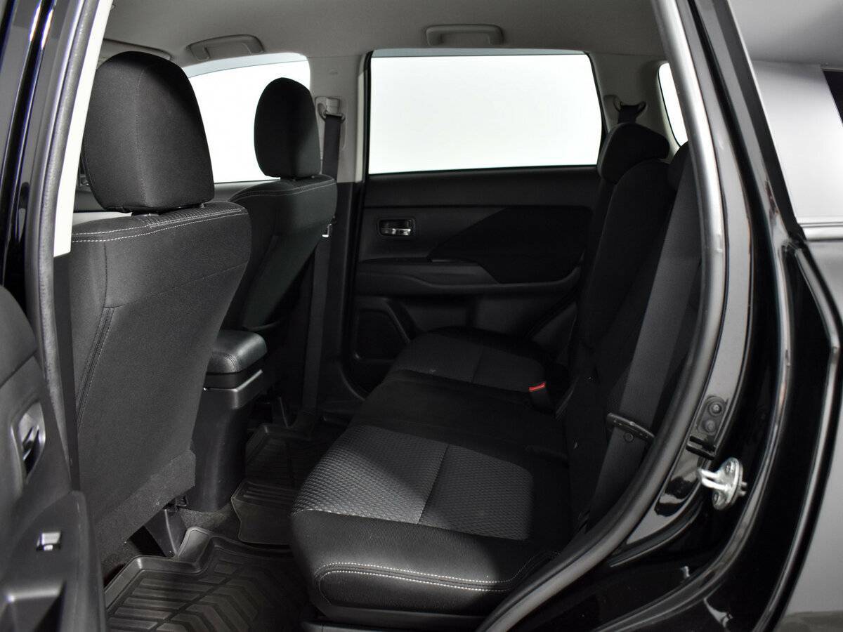 Купить Mitsubishi Outlander, 2018, 80 245 км.. Фото: #10