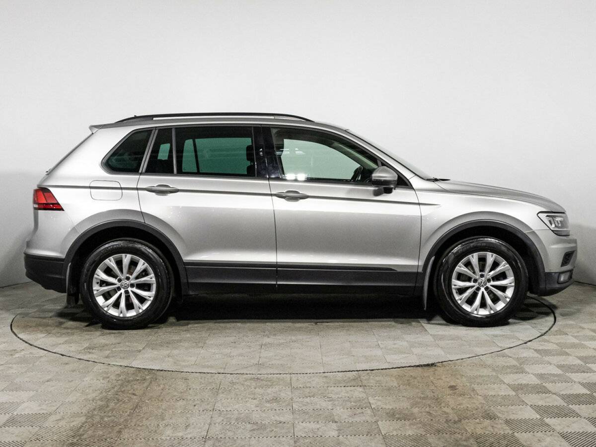 Купить Volkswagen Tiguan, 2019, 123 829 км.. Фото: #3
