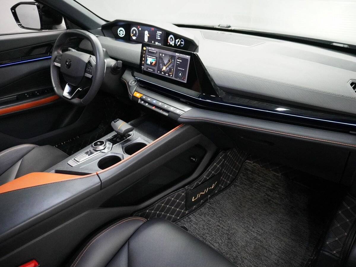 Купить Changan UNI-V, 2022, 47 475 км.. Фото: #10