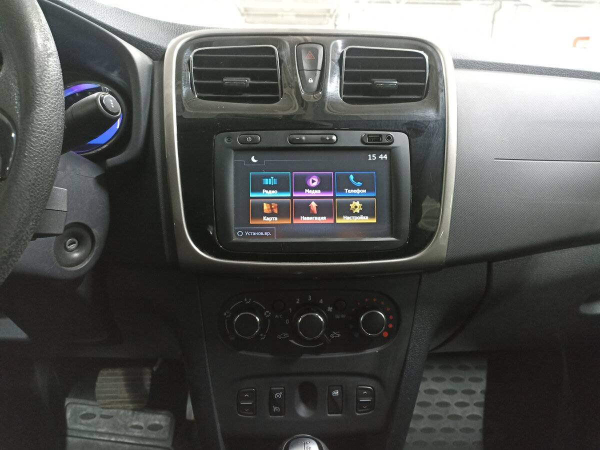 Купить Renault Logan, 2017, 100 674 км.. Фото: #14