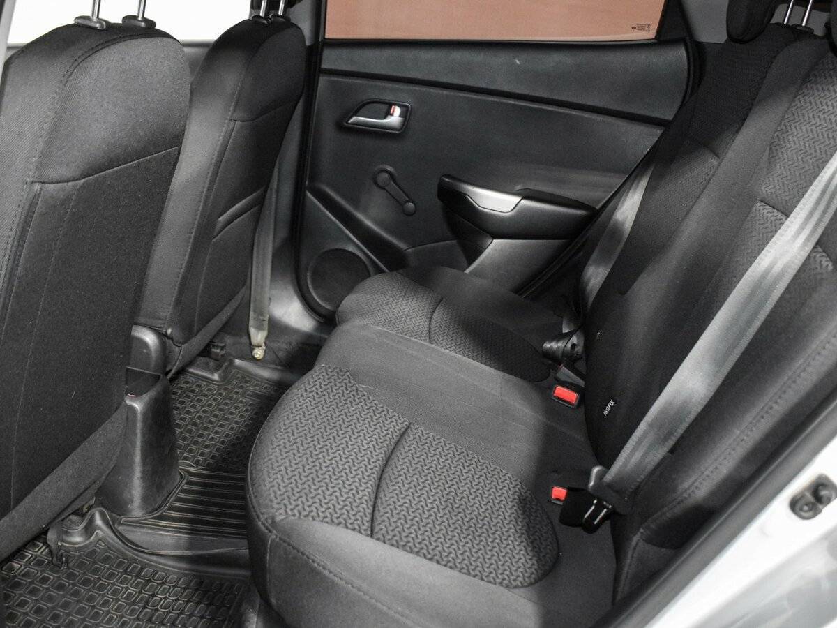 Купить Kia Rio, 2016, 105 848 км.. Фото: #10