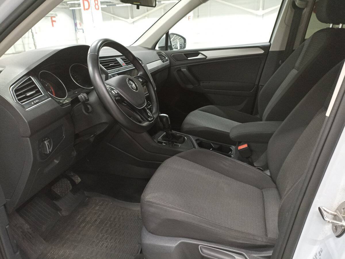 Купить Volkswagen Tiguan, 2019, 98 880 км.. Фото: #15