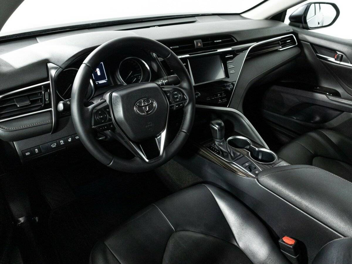 Купить Toyota Camry, 2019, 162 092 км.. Фото: #10