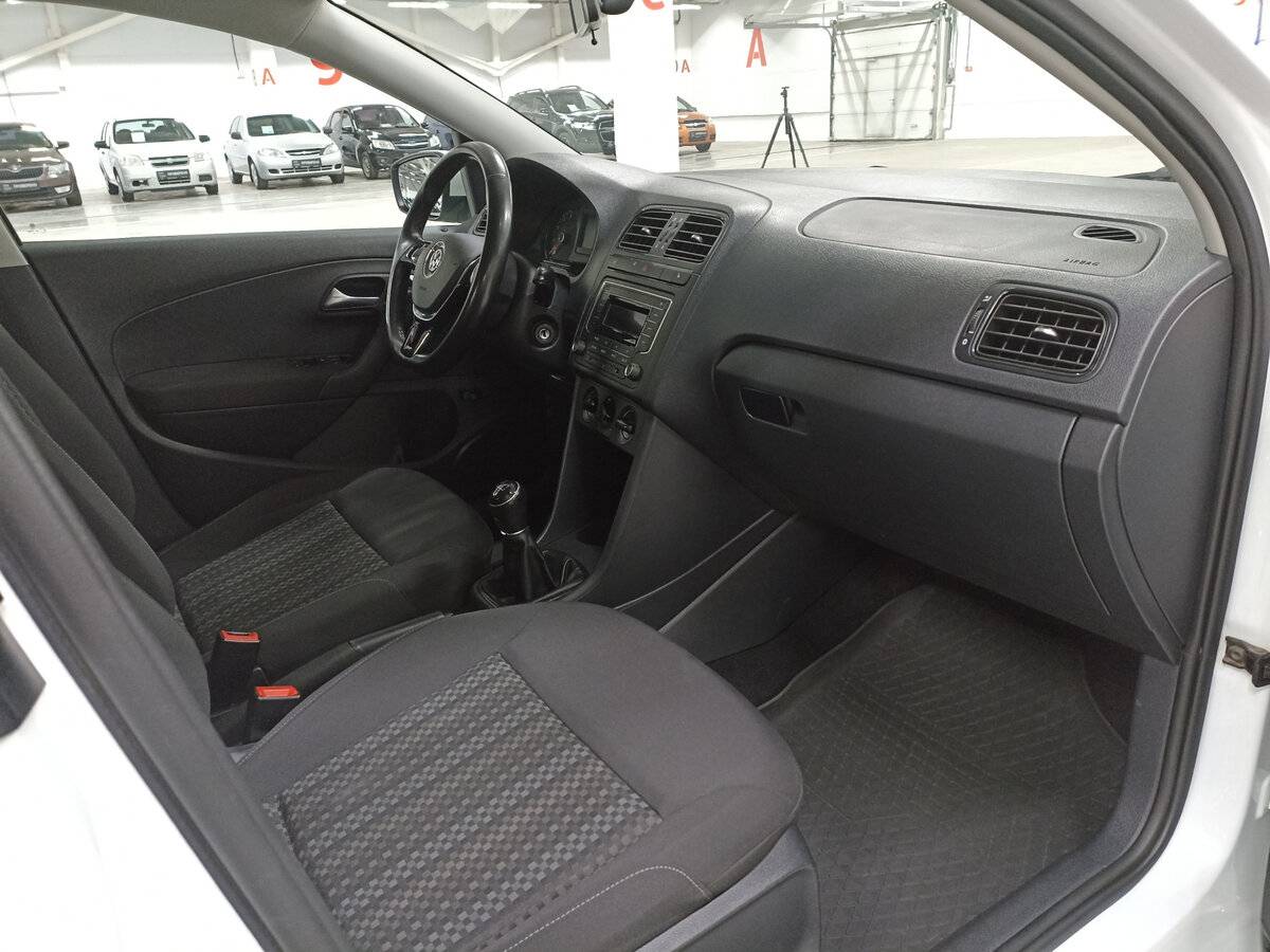 Купить Volkswagen Polo, 2018, 92 702 км.. Фото: #10