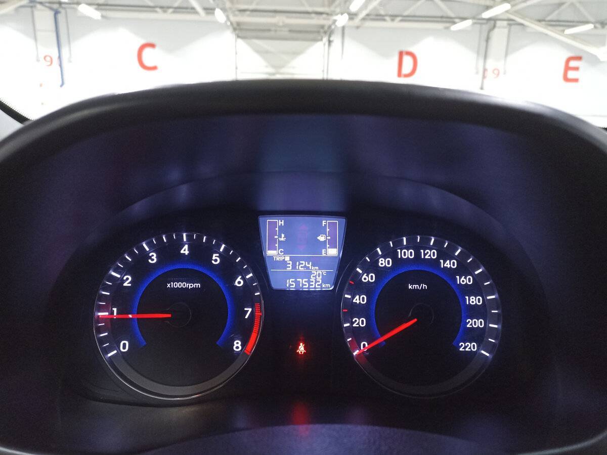 Купить Hyundai Solaris, 2015, 157 533 км.. Фото: #12