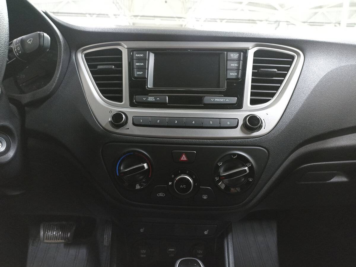 Купить Hyundai Solaris, 2019, 29 302 км.. Фото: #14