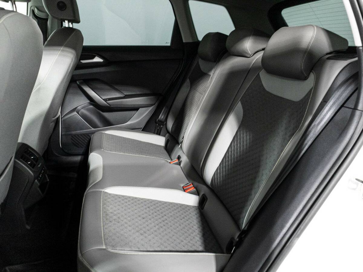 Купить Volkswagen Taos, 2021, 26 479 км.. Фото: #9