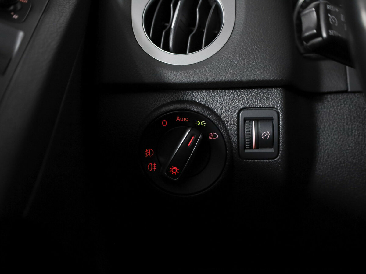 Купить Volkswagen Tiguan, 2016, 68 764 км.. Фото: #23