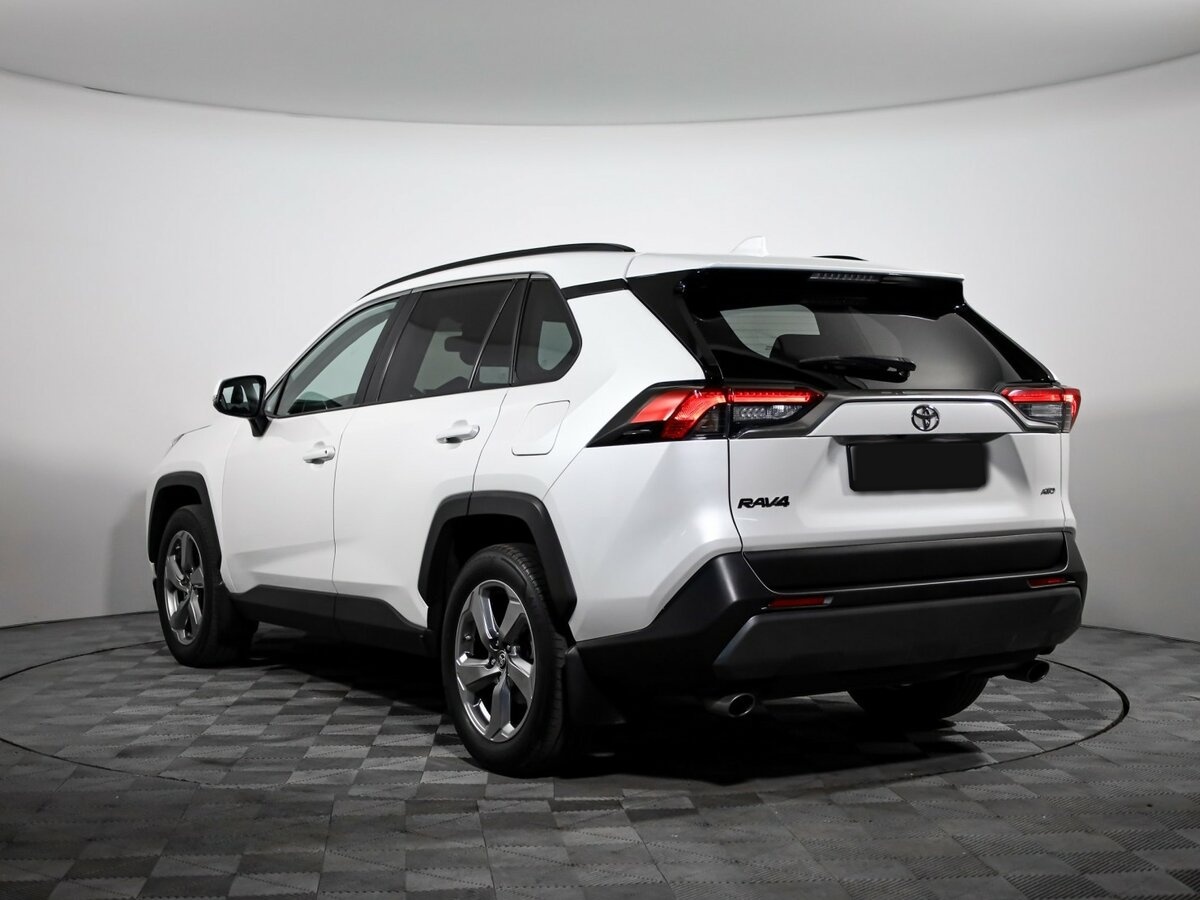 Купить Toyota RAV4, 2019, 109 626 км.. Фото: #2