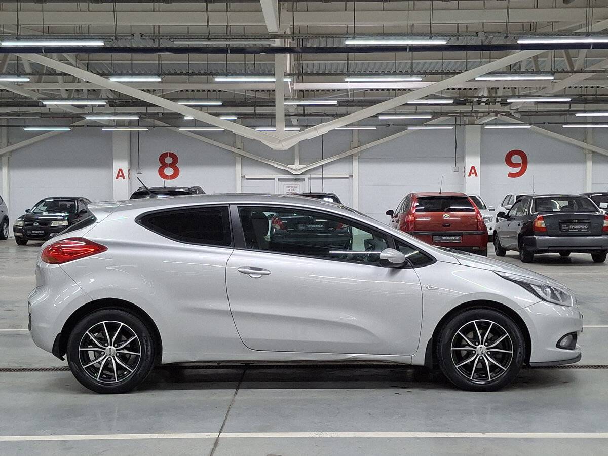 Купить Kia Ceed, 2013, 187 209 км.. Фото: #3