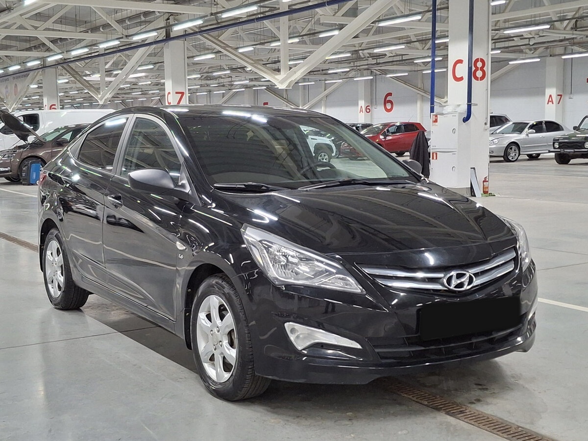 Купить Hyundai Solaris, 2015, 98 403 км.. Фото: #2