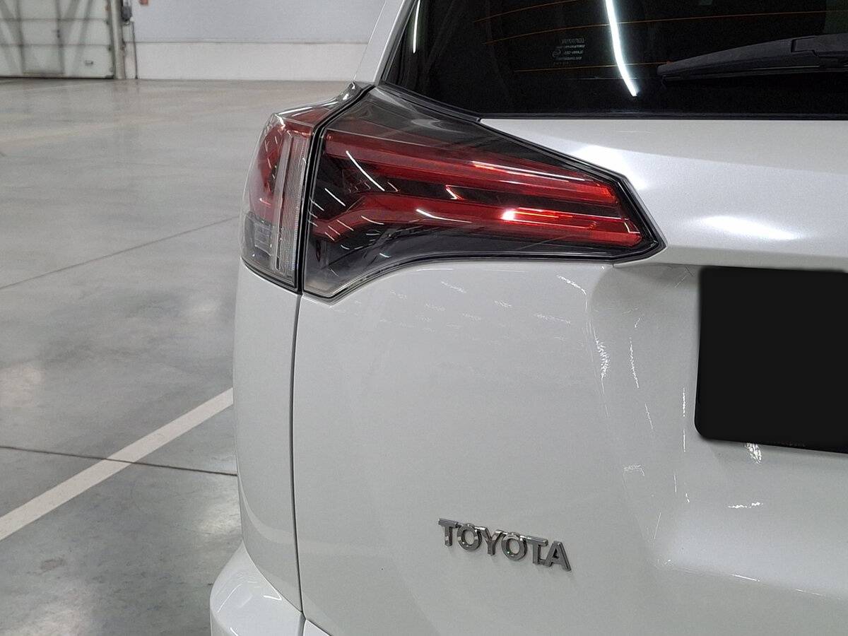 Купить Toyota RAV4, 2017, 90 200 км.. Фото: #8