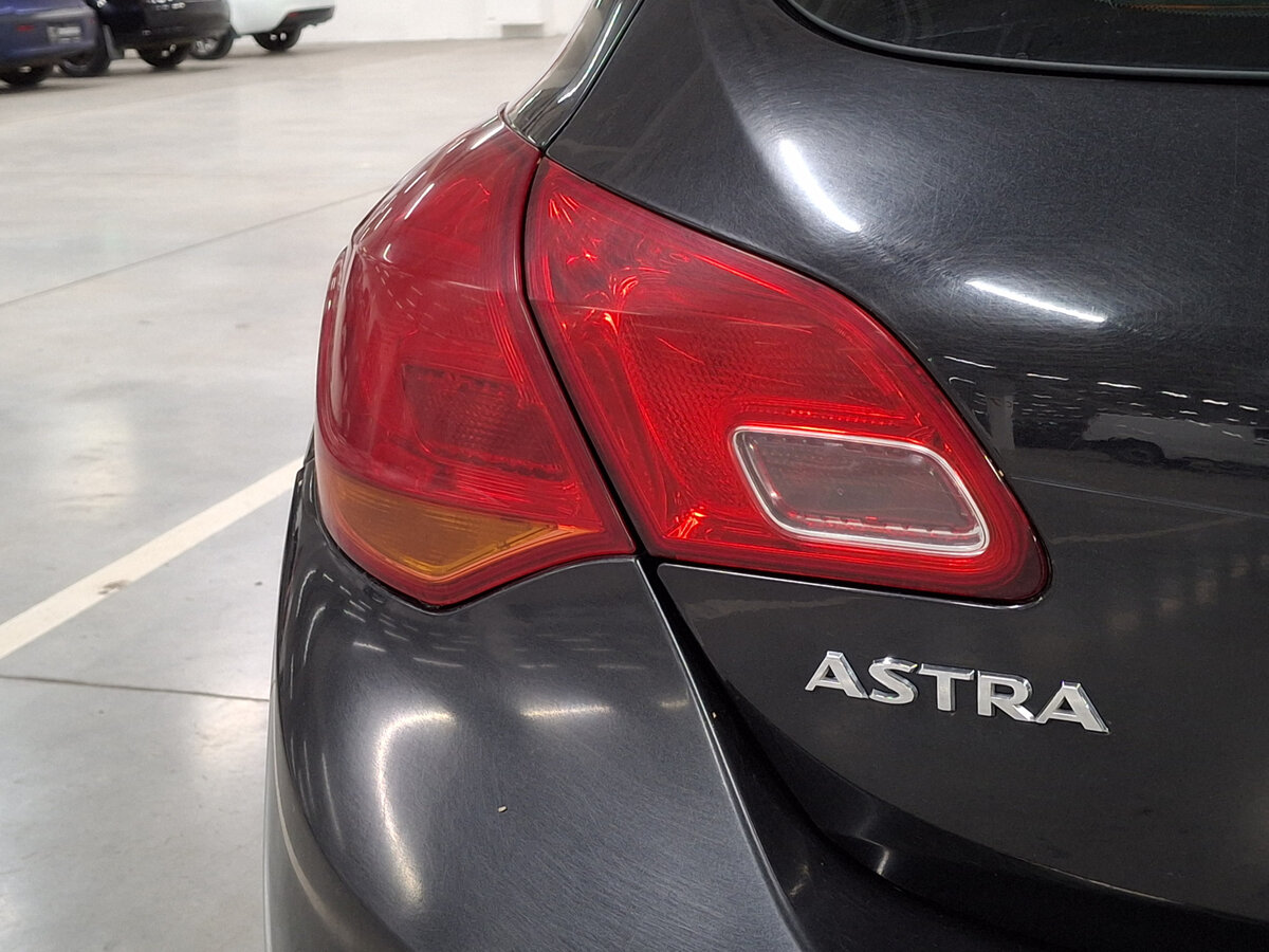 Купить Opel Astra, 2013, 173 682 км.. Фото: #8