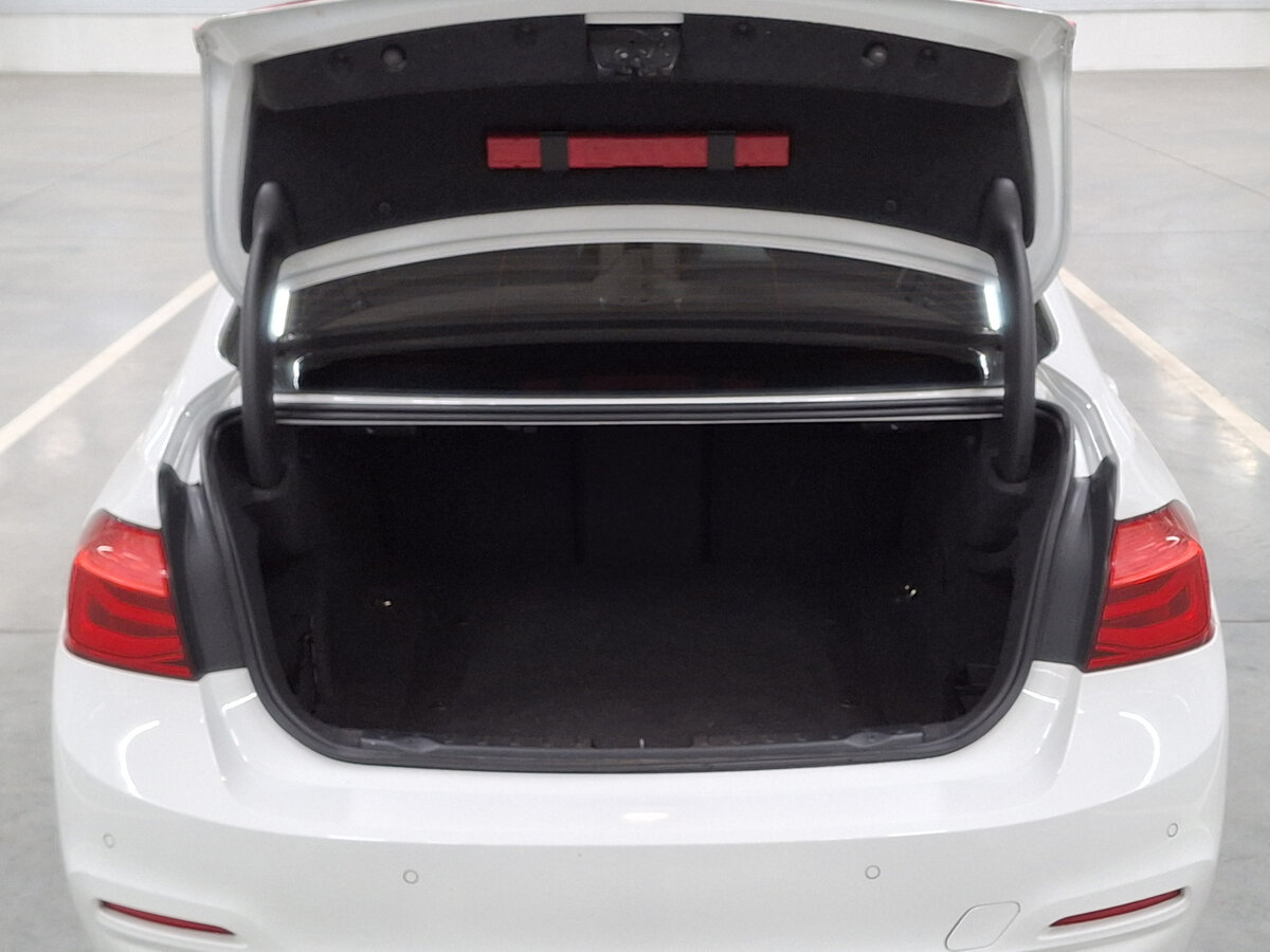 Купить BMW 3 серии, 2015, 141 947 км.. Фото: #8