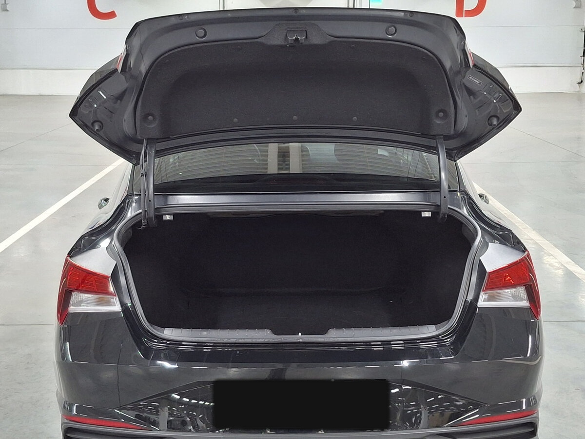 Купить Hyundai Elantra, 2020, 102 090 км.. Фото: #9