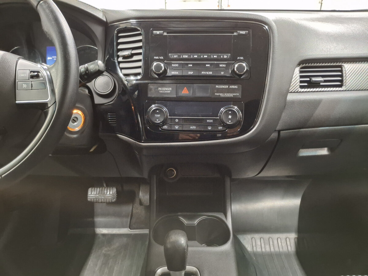 Купить Mitsubishi Outlander, 2015, 174 713 км.. Фото: #14