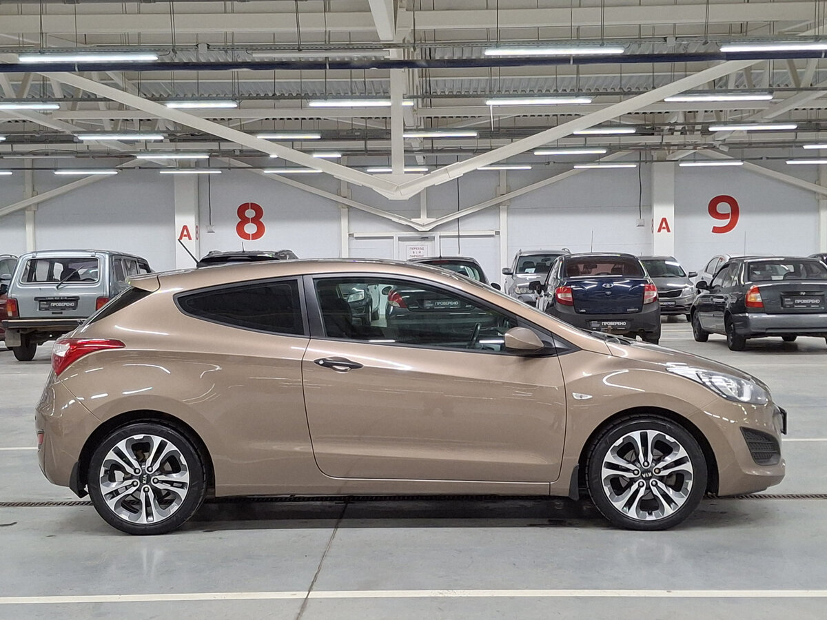 Купить Hyundai i30, 2013, 196 060 км.. Фото: #3