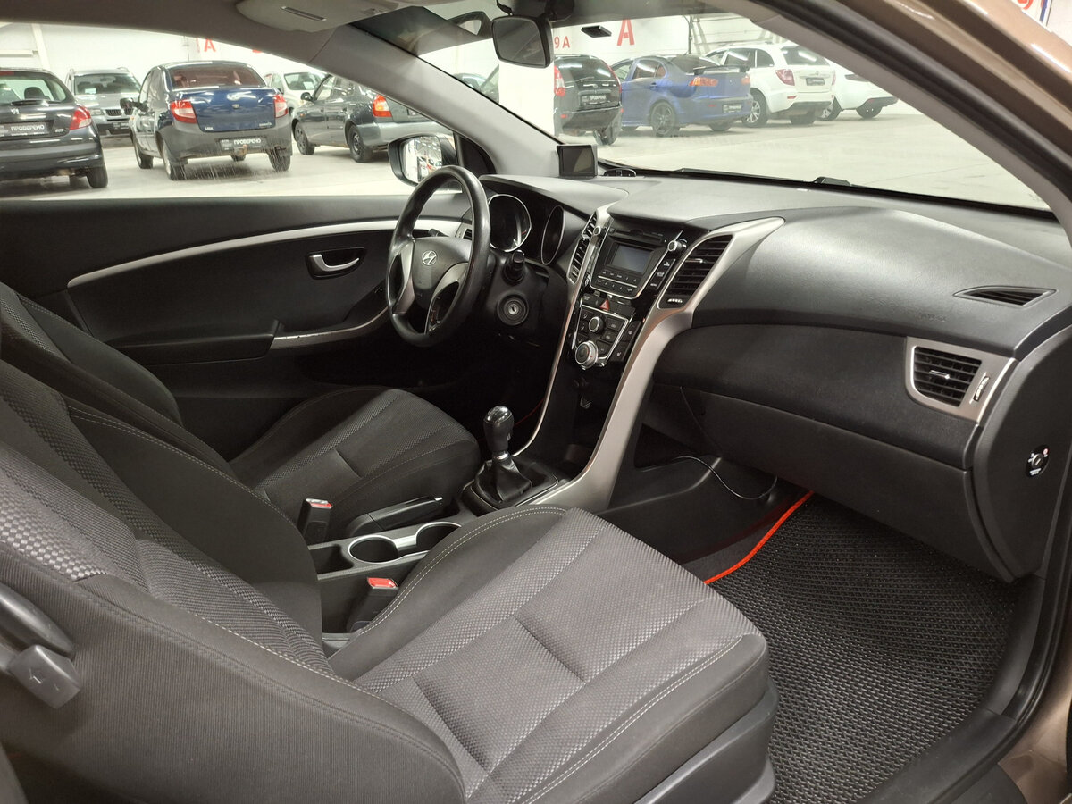 Купить Hyundai i30, 2013, 196 060 км.. Фото: #10