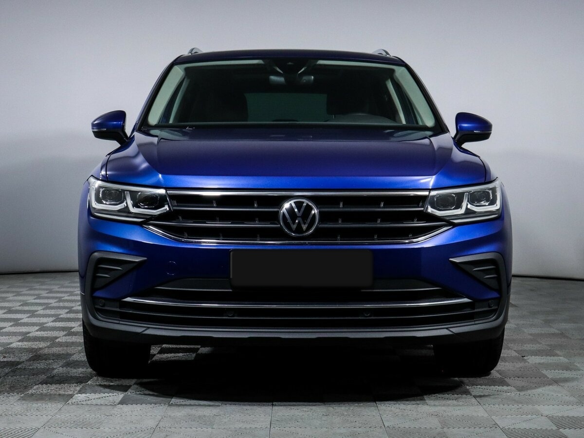 Купить Volkswagen Tiguan, 2021, 54 100 км.. Фото: #1