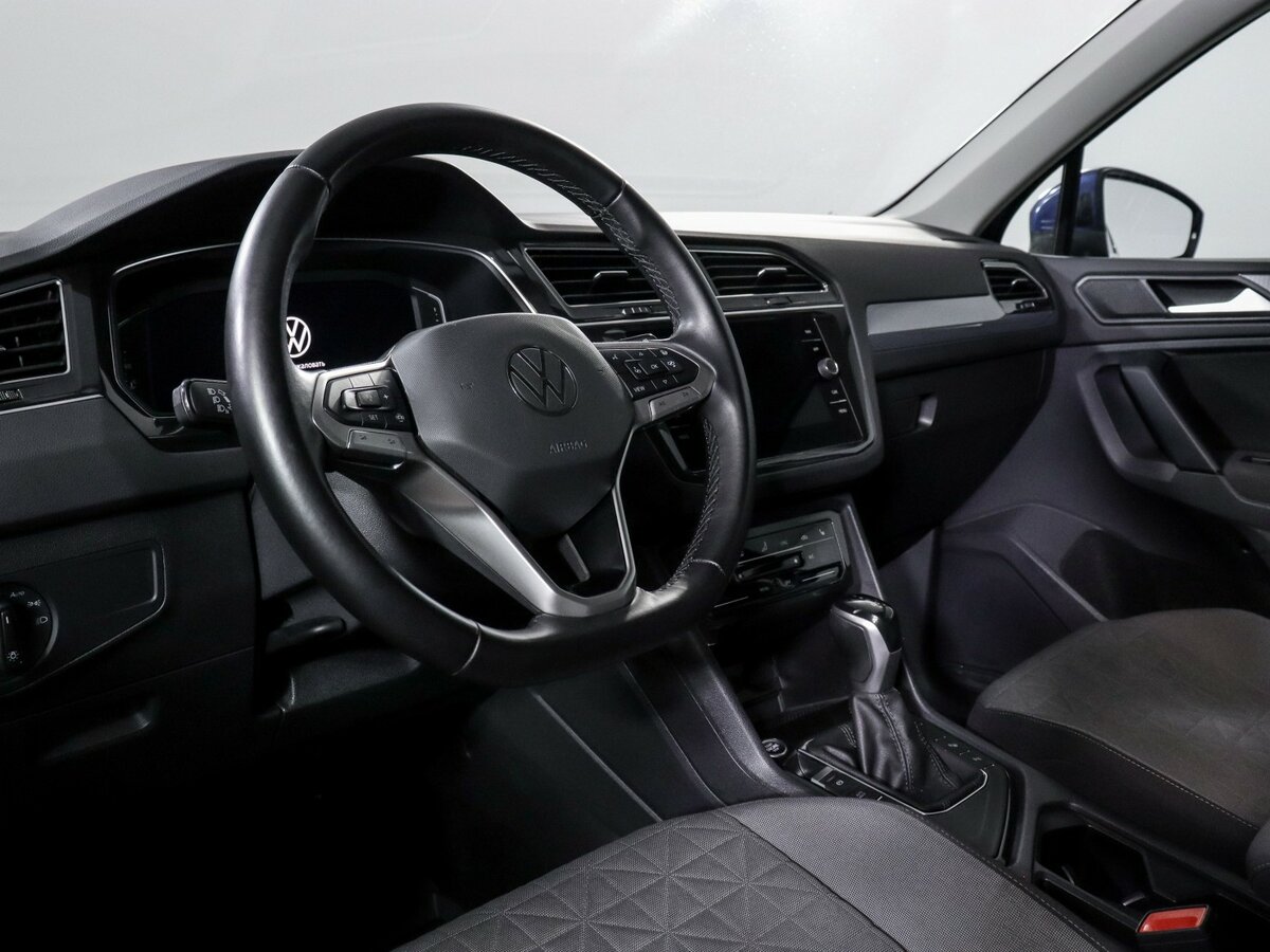 Купить Volkswagen Tiguan, 2021, 54 100 км.. Фото: #10