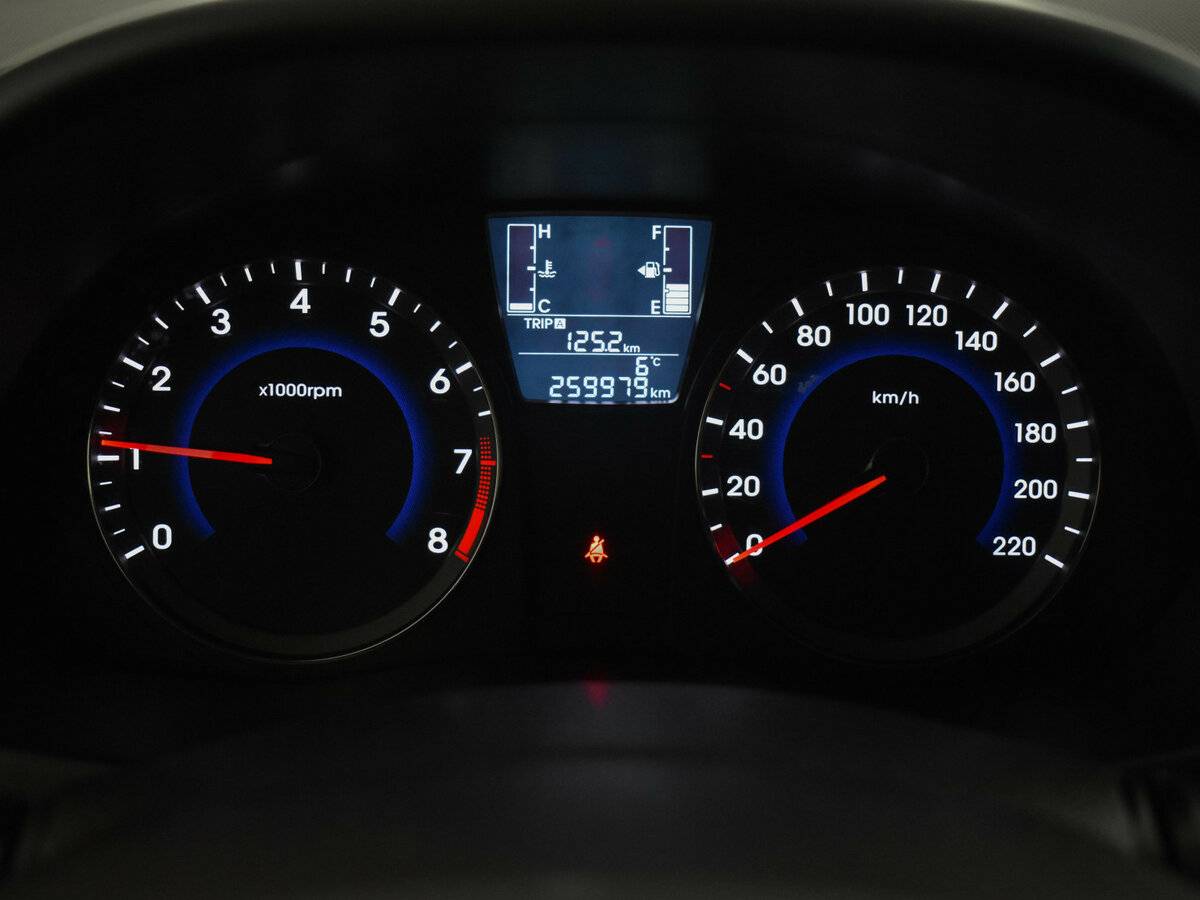 Купить Hyundai Solaris, 2016, 240 000 км.. Фото: #14