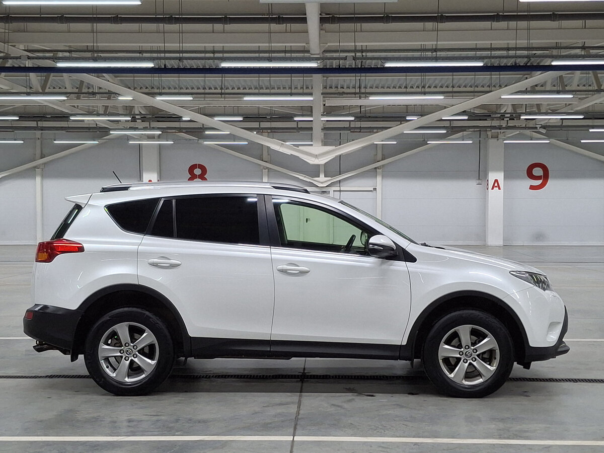 Купить Toyota RAV4, 2014, 141 969 км.. Фото: #3
