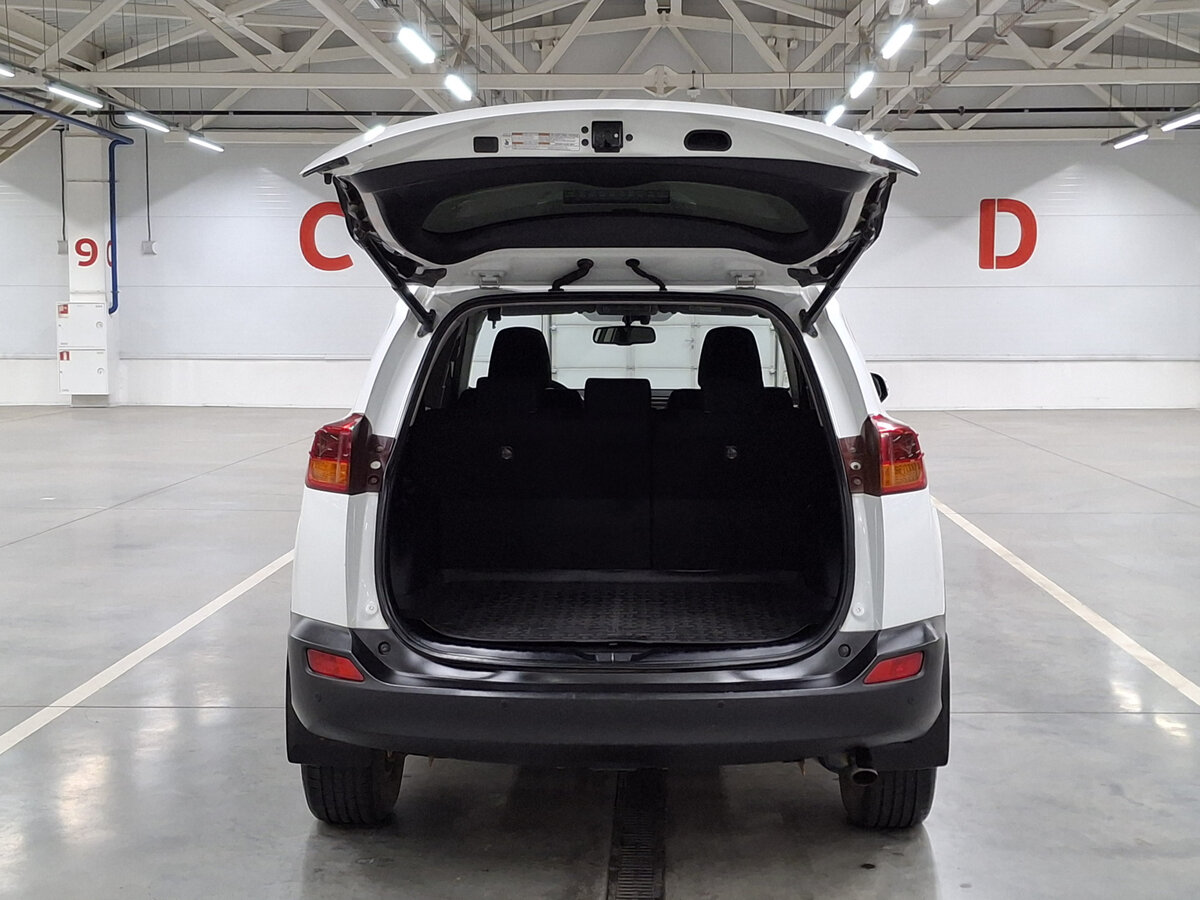 Купить Toyota RAV4, 2014, 141 969 км.. Фото: #9