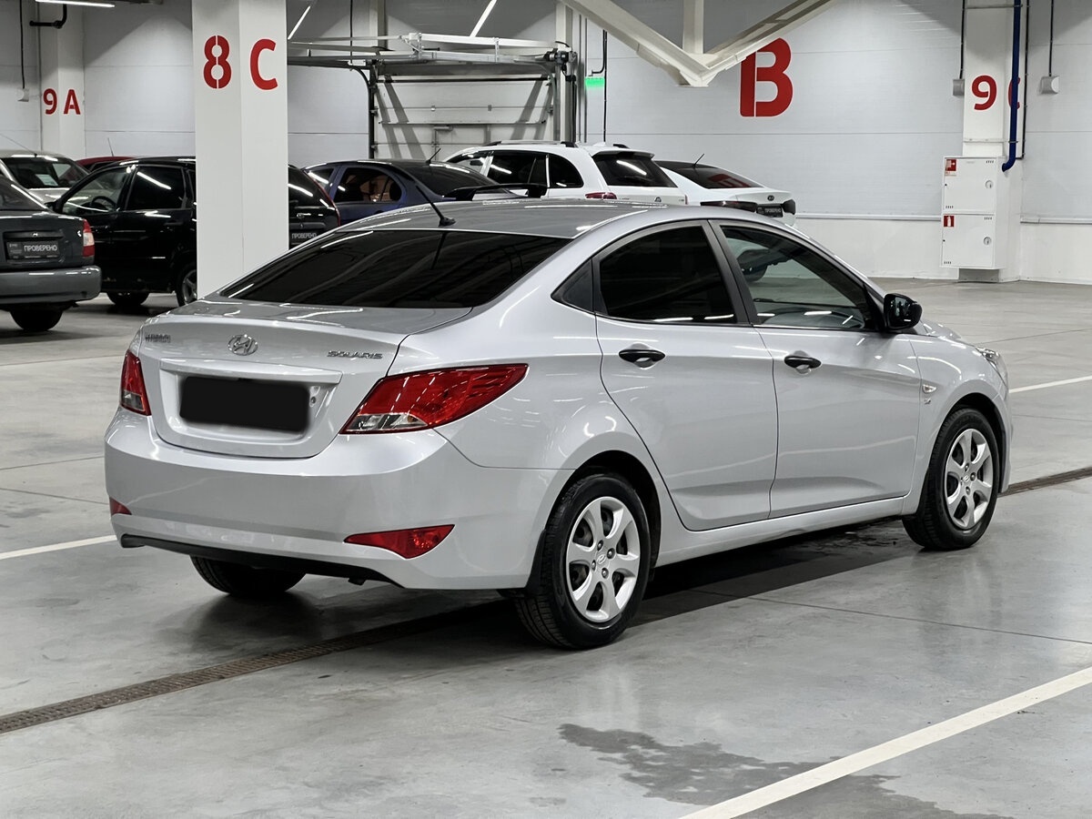 Купить Hyundai Solaris, 2015, 104 402 км.. Фото: #4