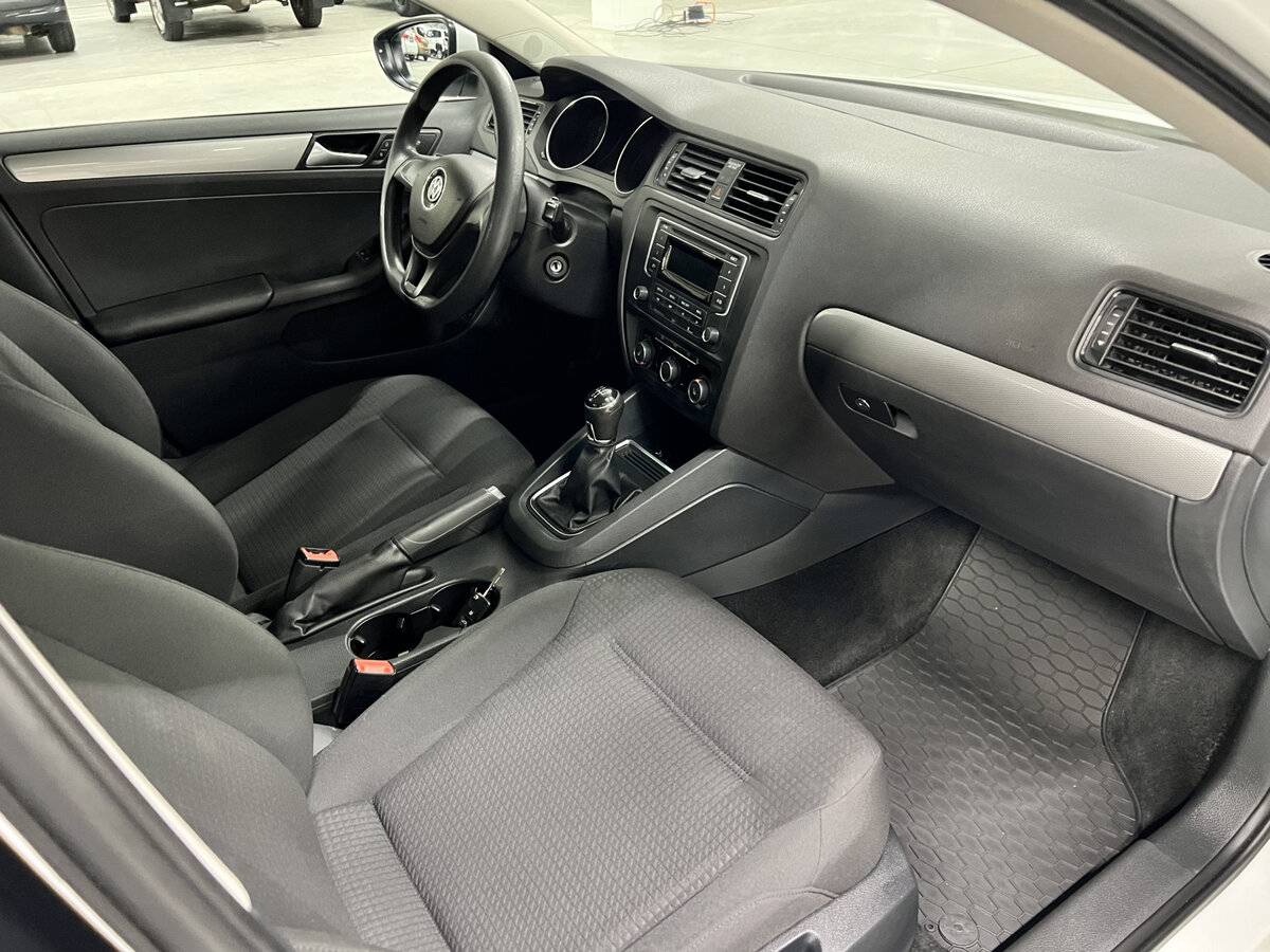 Купить Volkswagen Jetta, 2016, 148 401 км.. Фото: #10