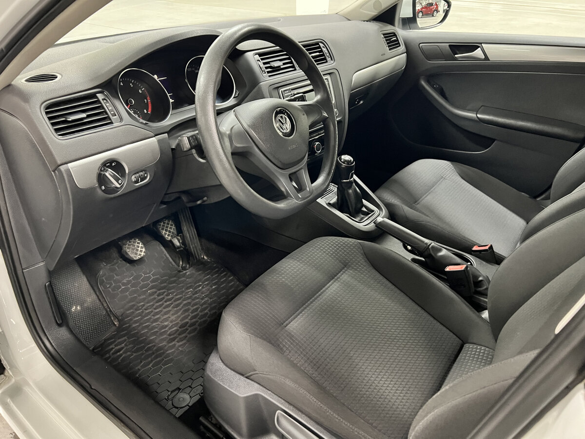 Купить Volkswagen Jetta, 2016, 148 401 км.. Фото: #15