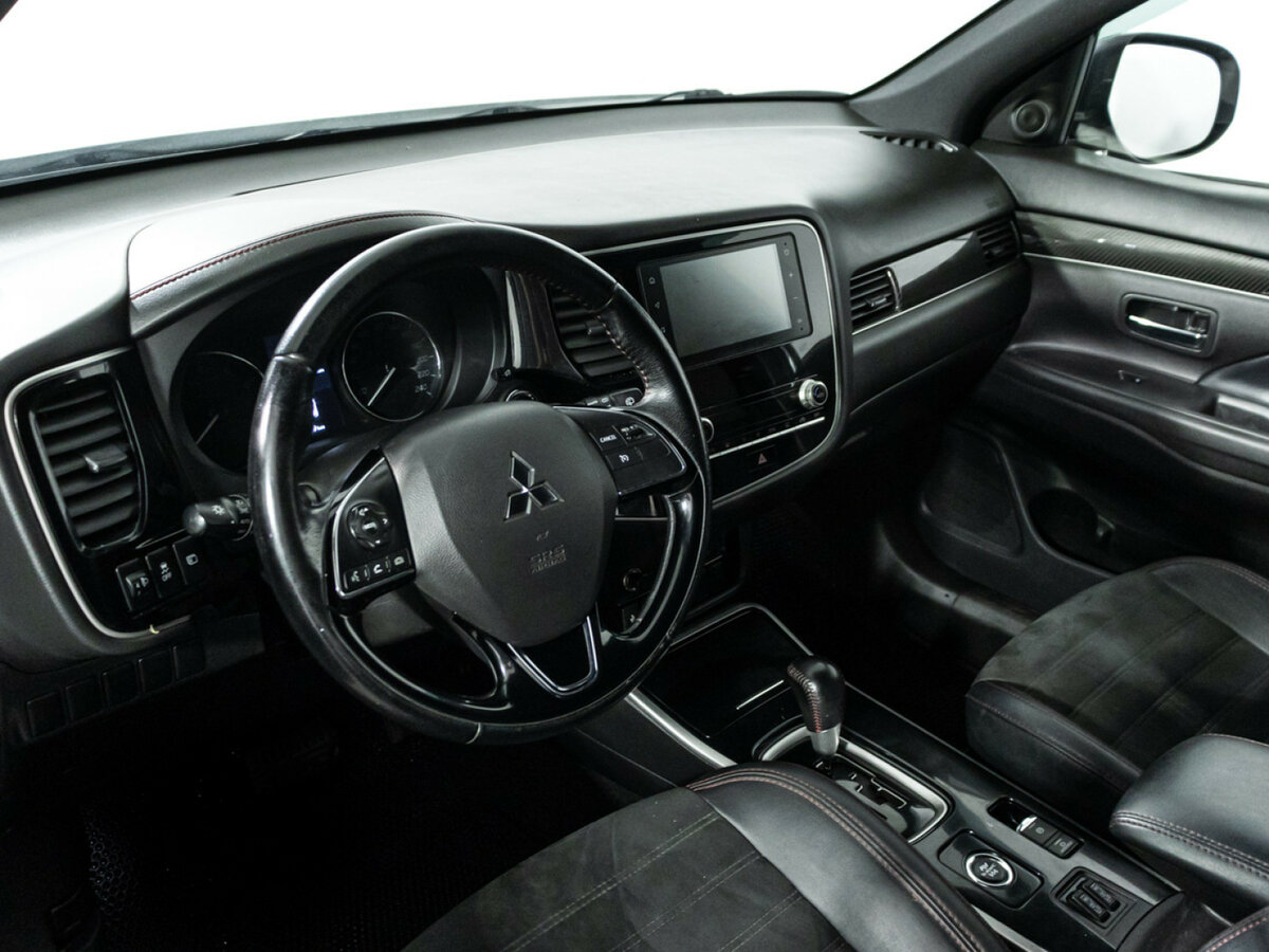 Купить Mitsubishi Outlander, 2021, 84 196 км.. Фото: #10