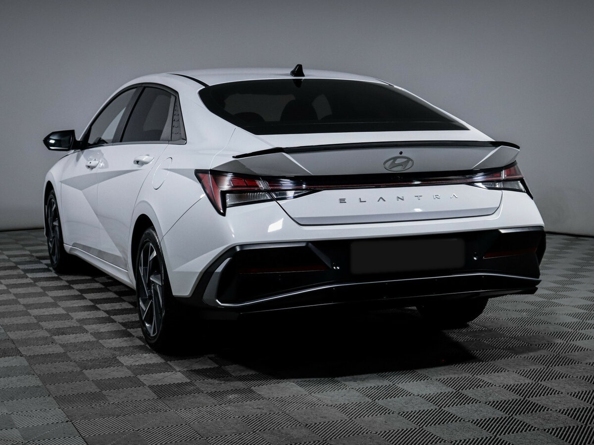 Купить Hyundai Elantra, 2024, 9 266 км.. Фото: #5