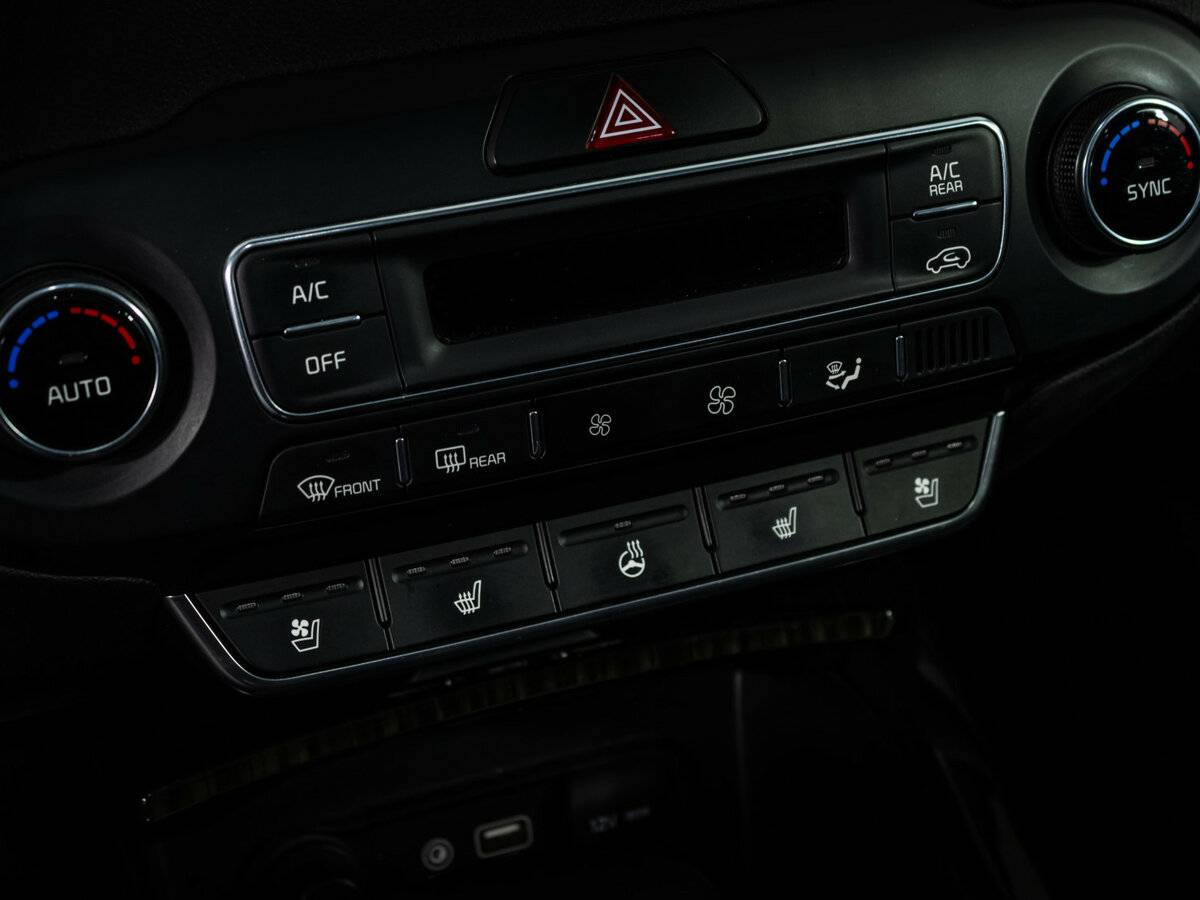 Купить Kia Sorento, 2018, 142 749 км.. Фото: #15