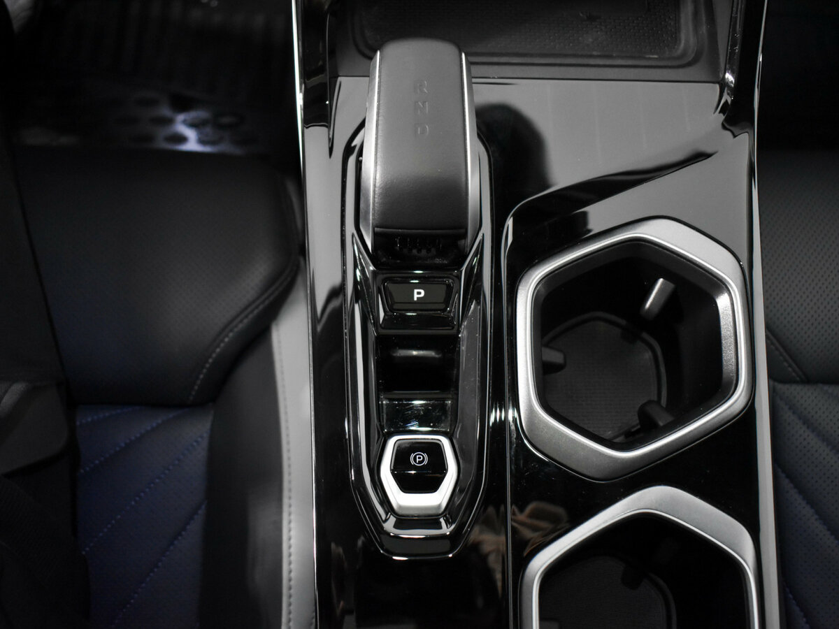 Купить Geely Atlas, 2024, 31 500 км.. Фото: #8