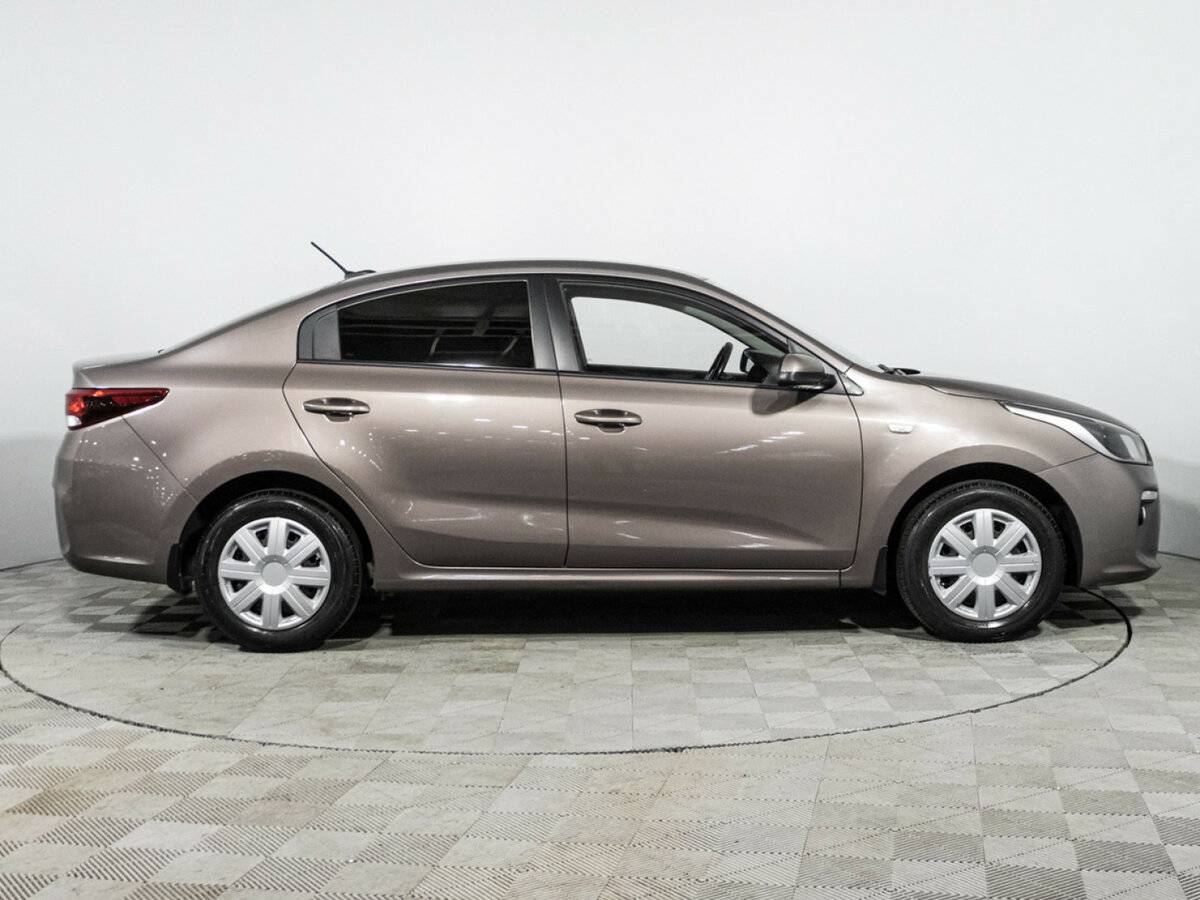 Купить Kia Rio, 2018, 90 300 км.. Фото: #3