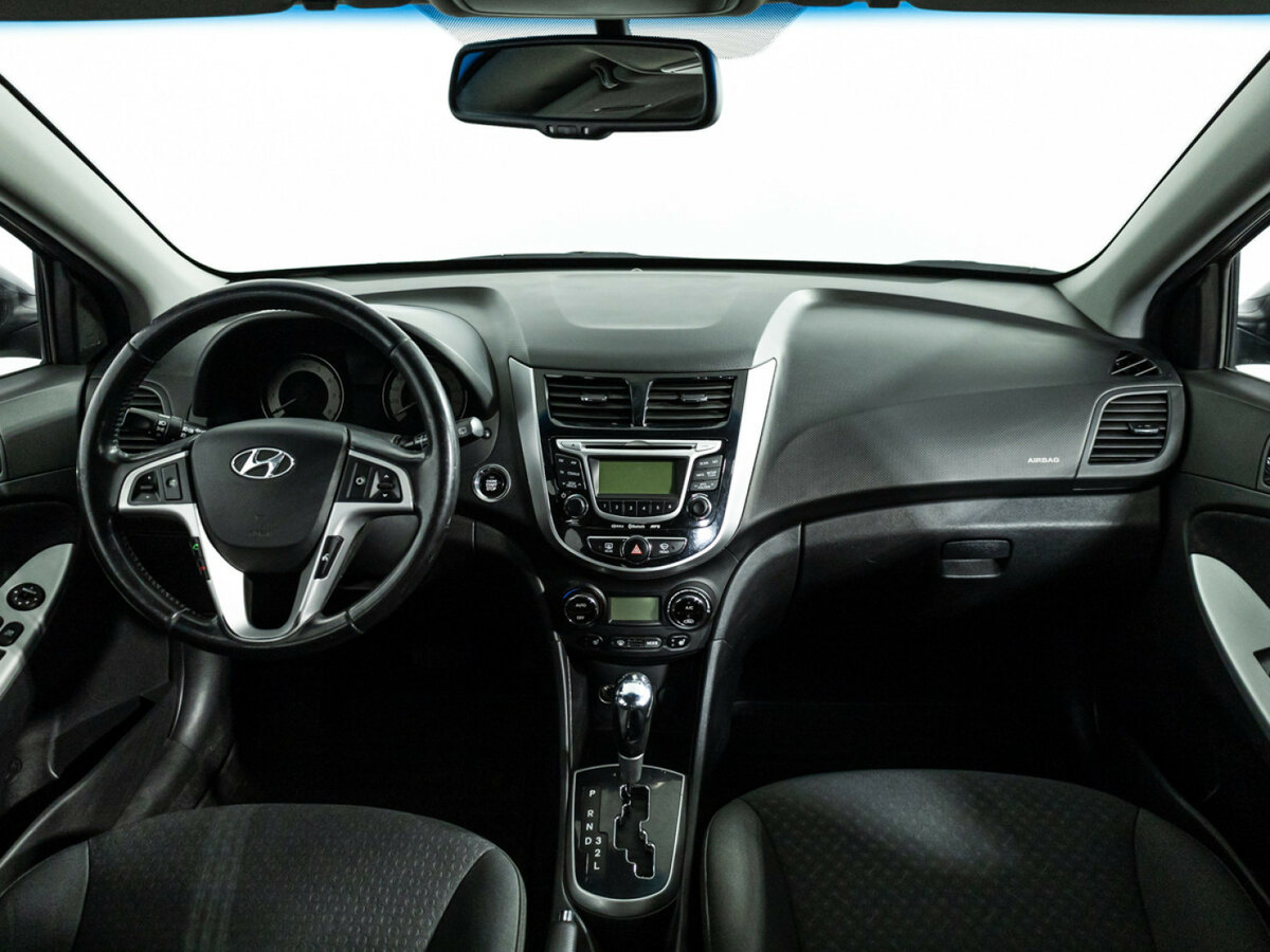 Купить Hyundai Solaris, 2012, 207 010 км.. Фото: #12
