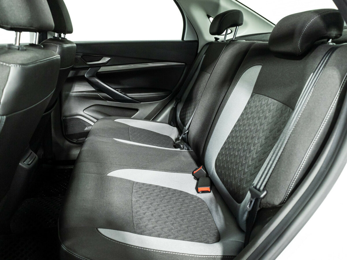 Купить Lada (ВАЗ) Vesta, 2023, 37 307 км.. Фото: #9