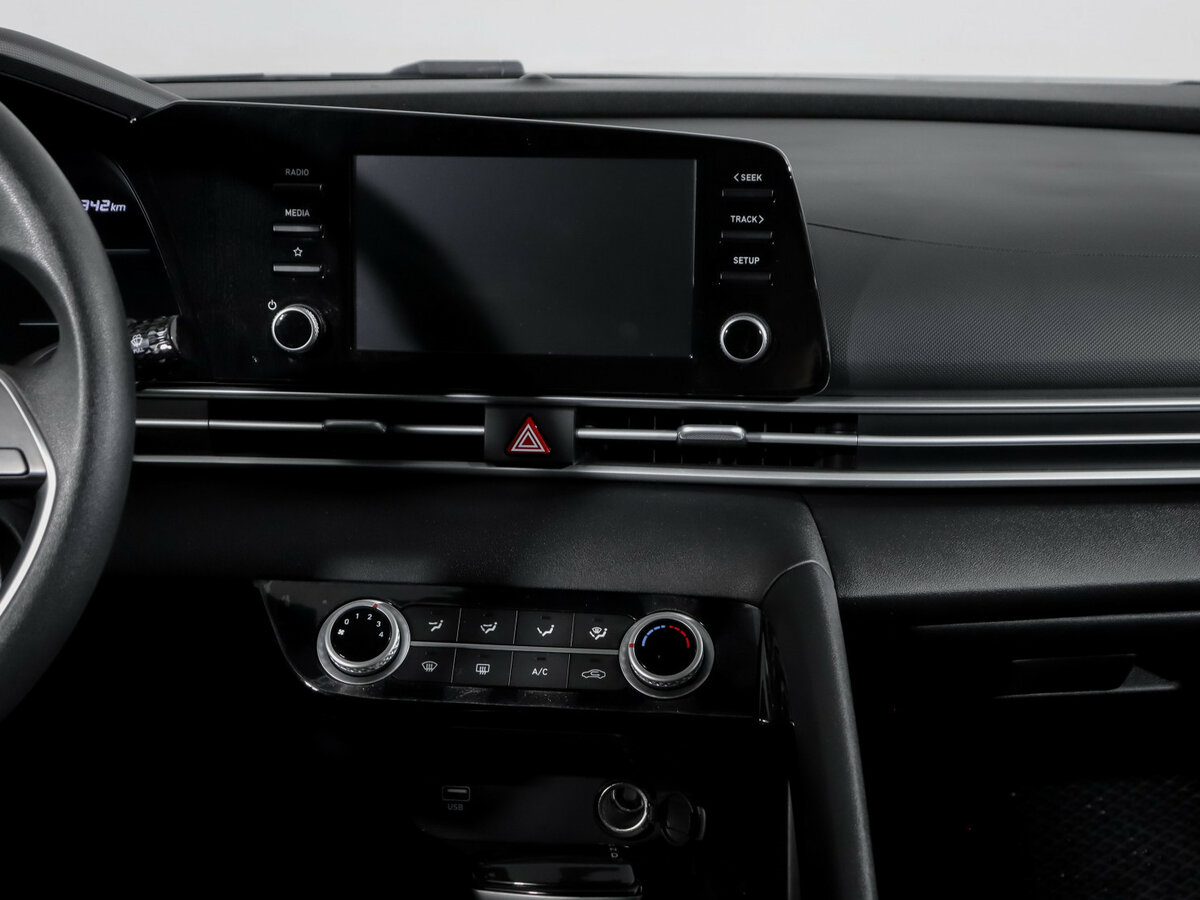 Купить Hyundai Elantra, 2023, 13 500 км.. Фото: #12