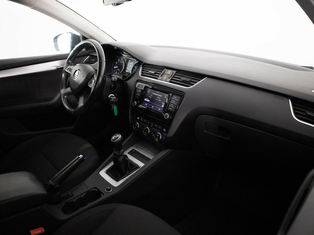 Купить Шкода Октавия, 2014, 177 877 км.. Фото: #14