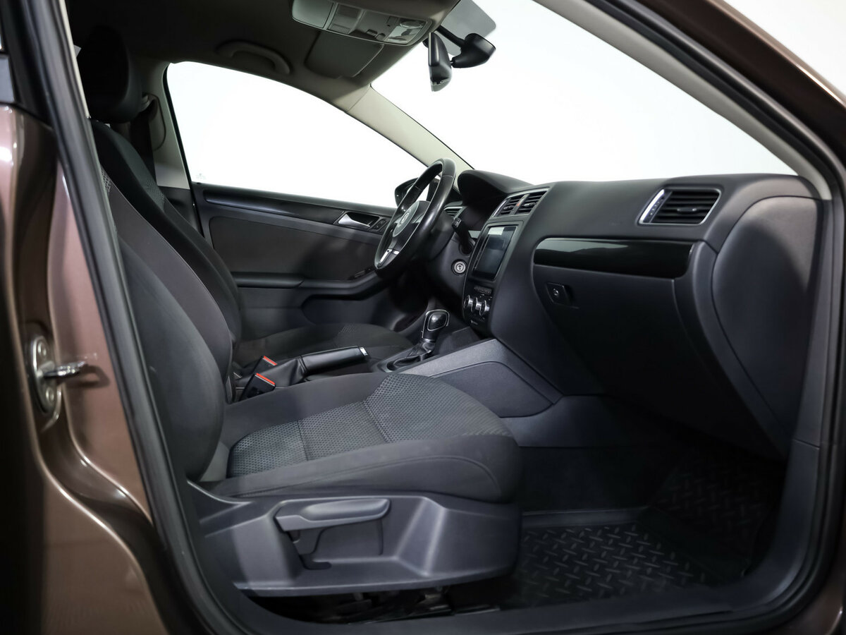 Купить Volkswagen Jetta, 2014, 259 874 км.. Фото: #17