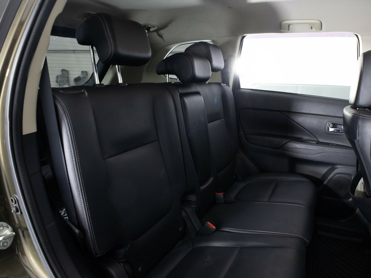 Купить Митсубиши Оутлэндер, 2016, 164 745 км.. Фото: #13