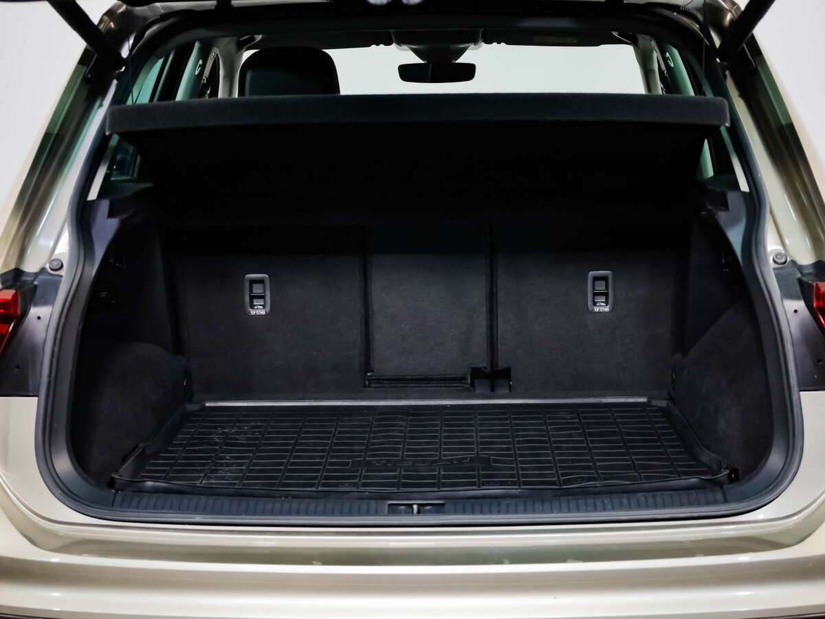 Купить Volkswagen Tiguan, 2020, 106 011 км.. Фото: #31