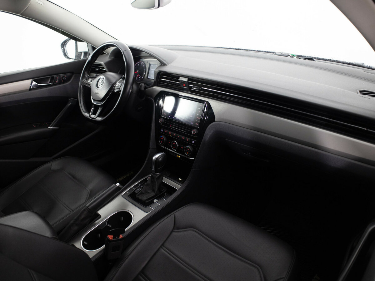 Купить Volkswagen Passat, 2020, 102 621 км.. Фото: #15