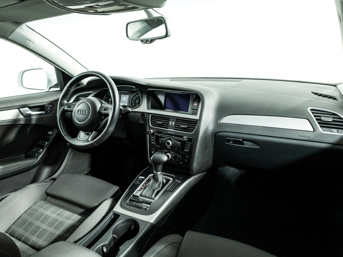 Купить Audi A4, 2014, 117 685 км.. Фото: #8