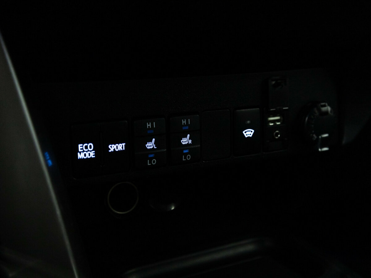 Купить Тойота Рав4, 2018, 124 908 км.. Фото: #13