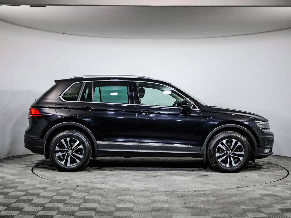 Купить Volkswagen Tiguan, 2019, 145 700 км.. Фото: #3