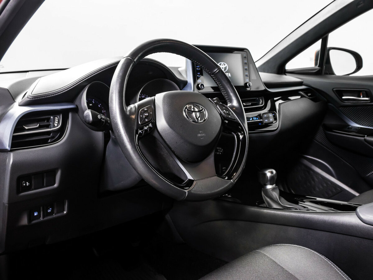 Купить Toyota C-HR, 2019, 149 500 км.. Фото: #11