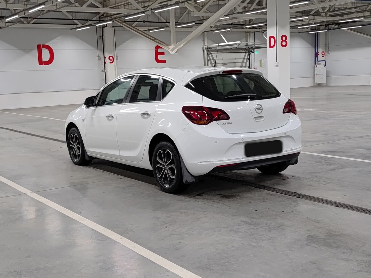 Купить Opel Astra, 2013, 180 852 км.. Фото: #6